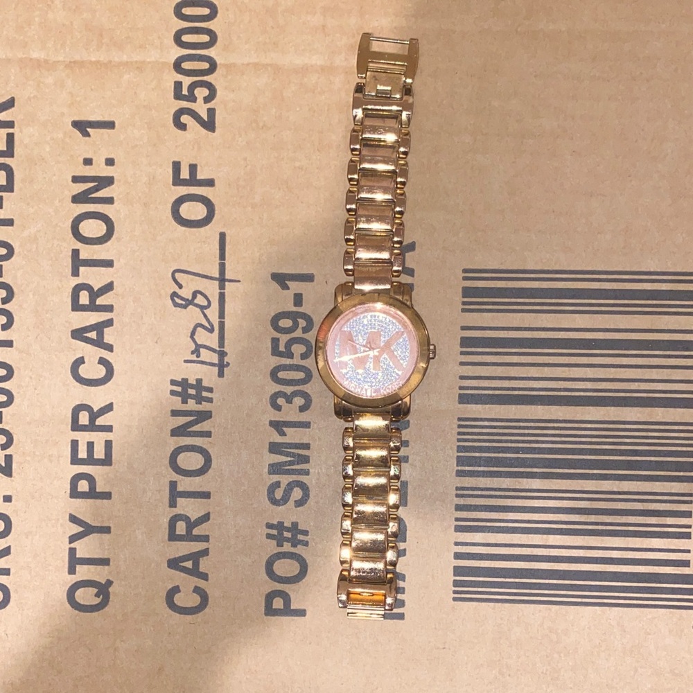 Michael Kors Rose Gold Watch with Crystal Face/ YES OPEN TO OFFER$